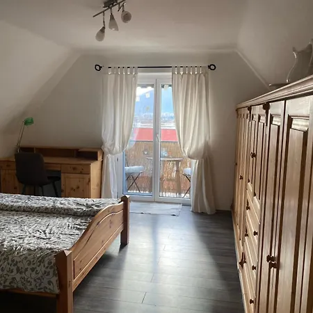 Apartman Schoenes Mit Aussicht Ueber