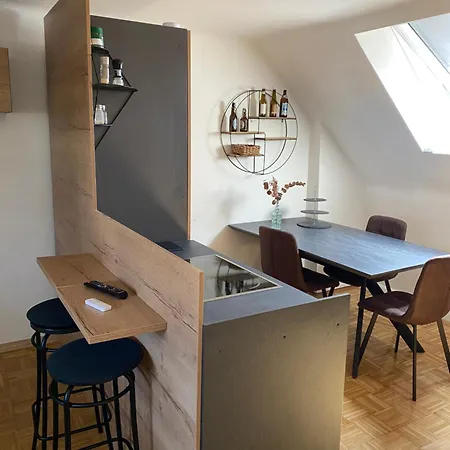 Schönes Mit Aussicht über