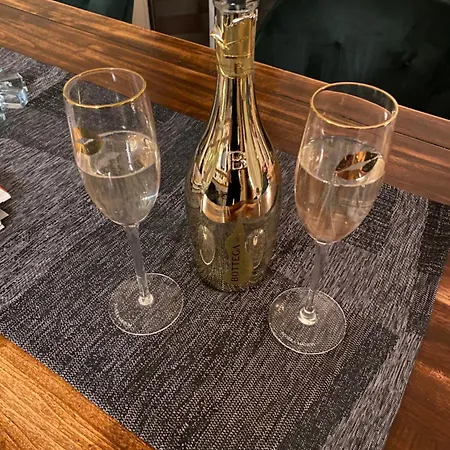 Apartman Schoenes Mit Aussicht Ueber